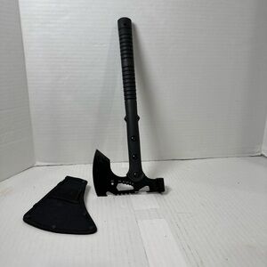 Black Tactical Tomahawk hatchet